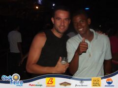 Oktober 10 Anos